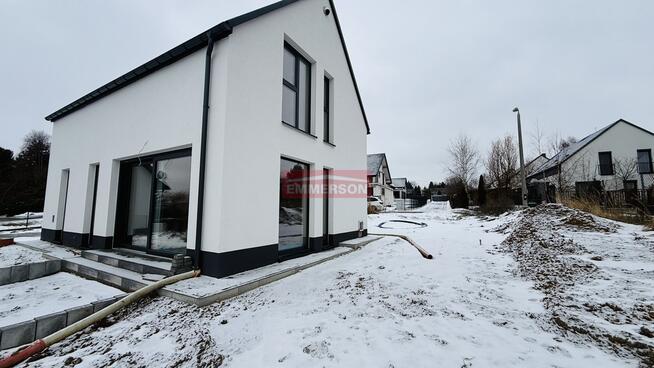 wolnostojący/6 arów/doświetlony/nowoczesny