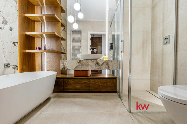 Dom Wierzbiczany gm. Gniezno, Osiedle Solarne