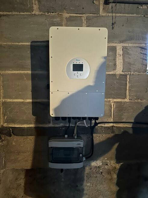 Fotowoltaika. Panele fotowoltaiczne. Pompa ciepła.