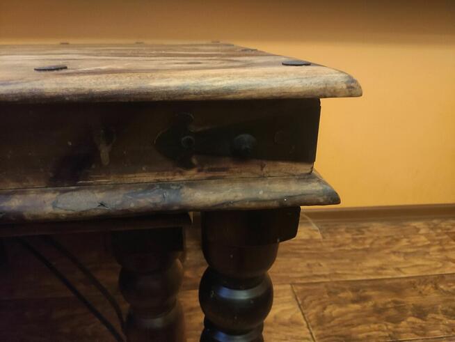 Stół drewniany ciężki, solidny