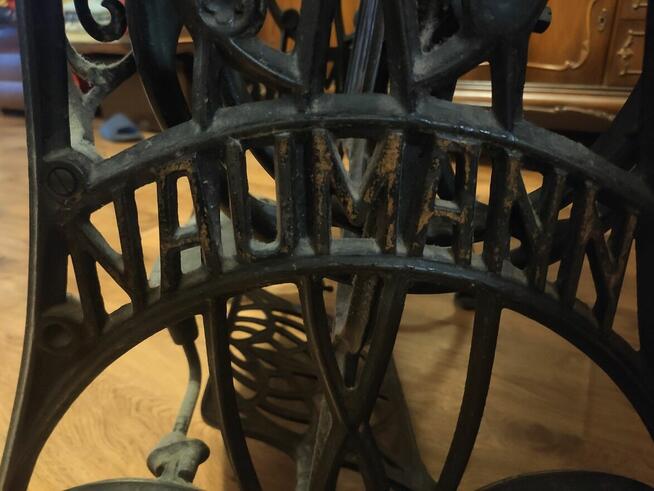 Maszyna do szycia Naumann jak Singer