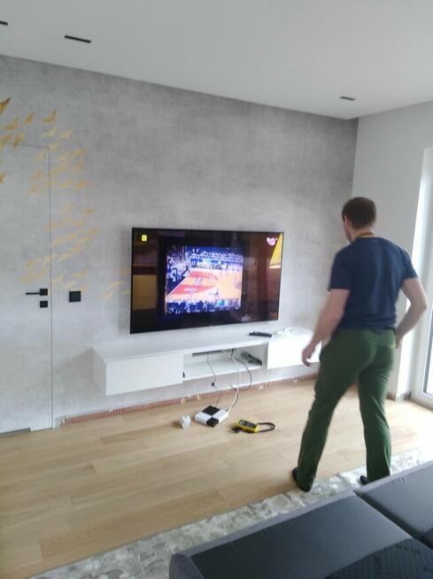 Montaż telewizora na ścianie ustawienie serwis anten