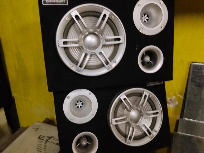 Dwie Tuby z wzmacniaczem oraz okablowaniem.