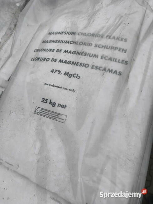 Chlorek magnezu płatki 1 tona na lód bezpieczny dla zwierząt