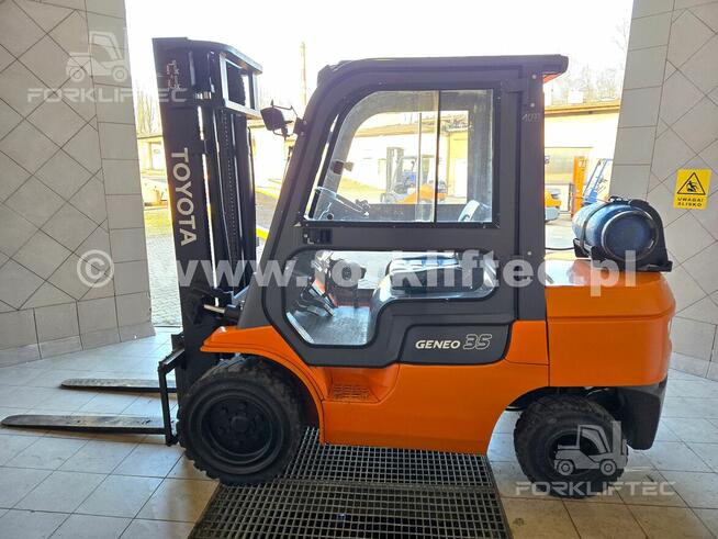 Wózek widłowy TOYOTA 7FGJF35 TOYOTA 7FG35 widlak Linde