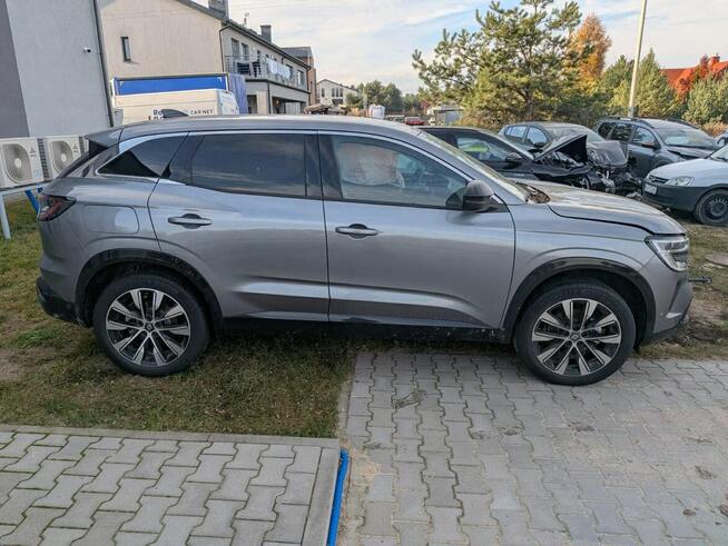 Renualt Australl 2025 E-tech Salon polska