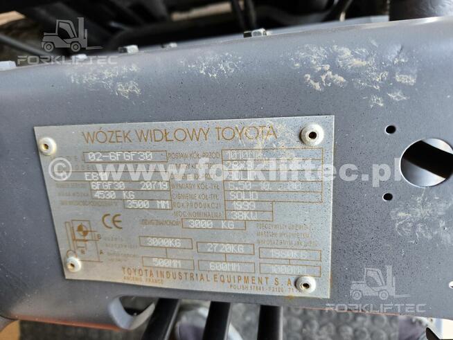 Wózek Widłowy TOYOTA 6FG30 Przesuw boczny TOYOTA 6FGF30