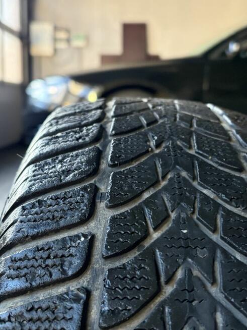 Sprzedam opony zimowe dunlop 195/65/15