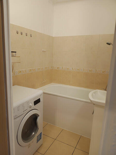 Wynajmę mieszkanie 34 m2 1800 zł