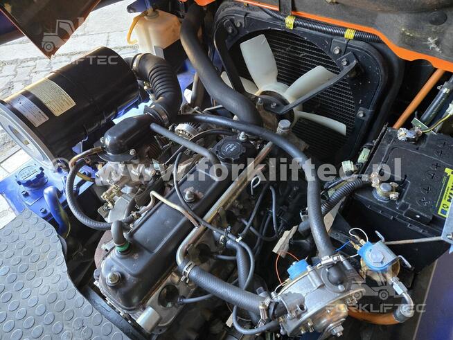 Wózek widłowy TOYOTA 5FD30 Kabina TOYOTA 5FDF30 Linde