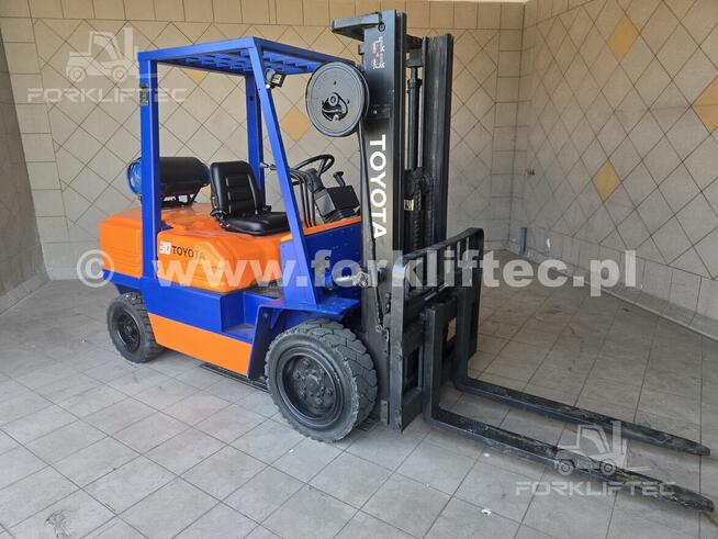 Wózek widłowy TOYOTA 5FG30 wolny skok, przesuw TOYOTA 5FGF30