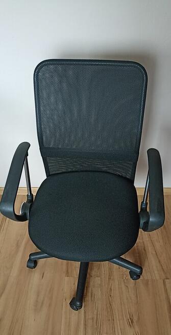 Sprzedam krzesło biurowe