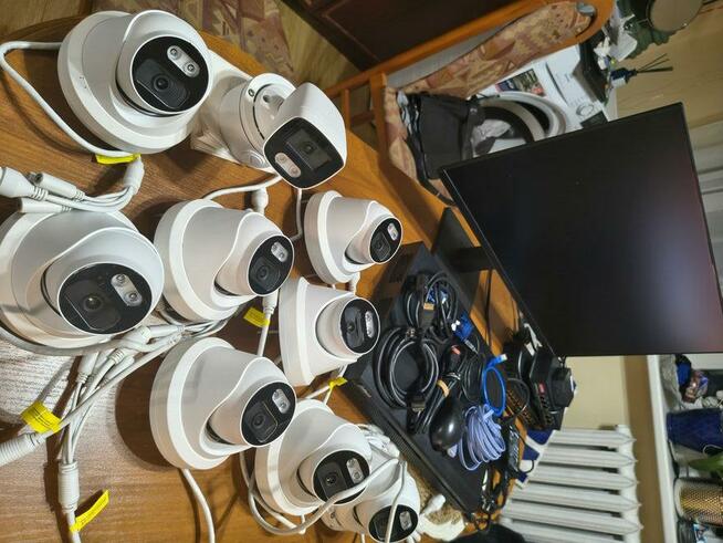 Sprzedam 9 kamer wraz z całym sprzętem potrzebnym do jego fu
