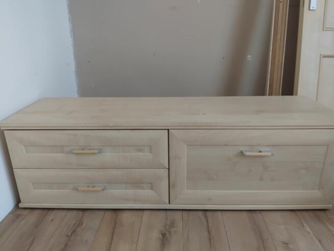 Zestaw mebli do pokoju.Jasny klon.Stan bardzo dobry.