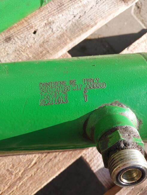 Siłownik John Deere, Al80705, RE211913