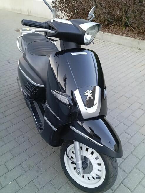 Skuter Peugeot Django