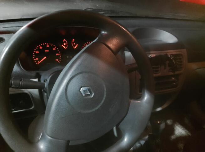 Sprzedam ładną Renóweczke