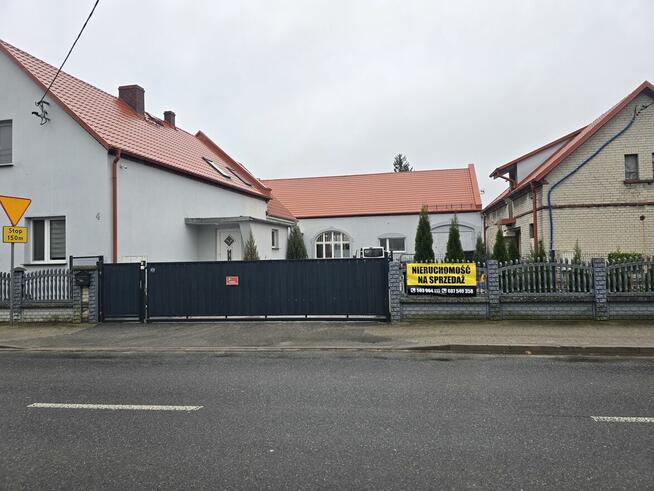 Dom z halą produkcyjną oraz pomieszczenia gospodarcze na wyn
