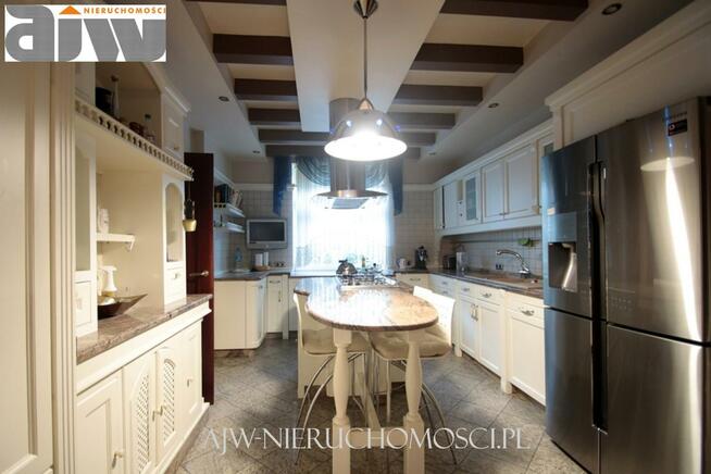 Dom Izabelin C gm. Izabelin, Izabelin