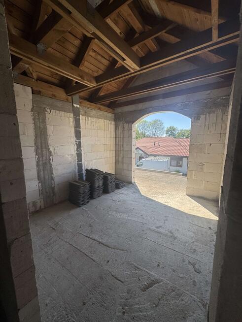 Dom do wykończenia/Zalew Zegrzyński