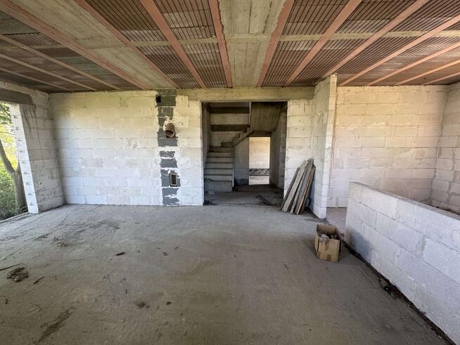 Dom do wykończenia/Zalew Zegrzyński