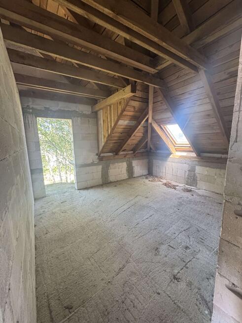 Dom do wykończenia/Zalew Zegrzyński