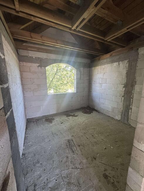 Dom do wykończenia/Zalew Zegrzyński