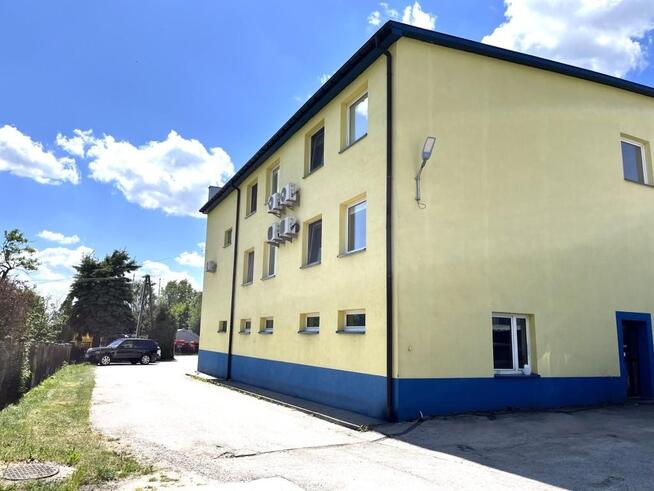 Budynek biurowo-warsztatowy +wiata magazynowa