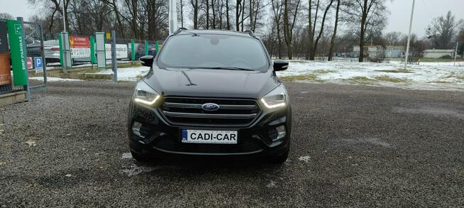Ford Kuga Wersja ST LINE.
