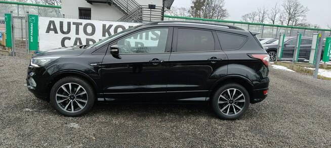 Ford Kuga Wersja ST LINE.