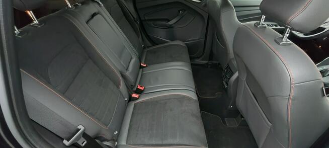 Ford Kuga Wersja ST LINE.