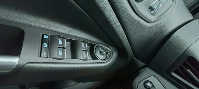 Ford Kuga Wersja ST LINE.