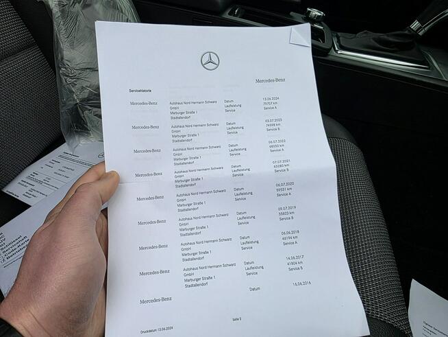 Mercedes C 250 AVANTGARDE /bardzo niski przebieg 88195KM/ z prywatnych rąk