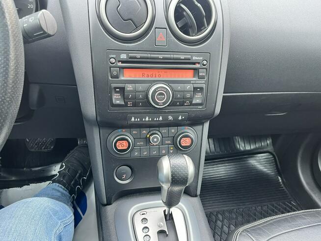 Nissan Qashqai 2.0 benzyna 4x4 panorama automat