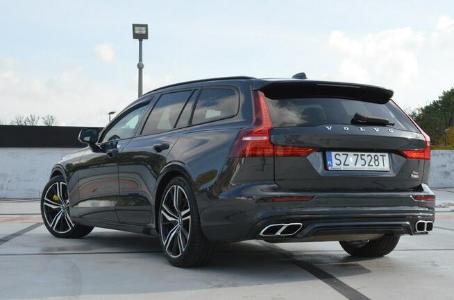 Volvo V60 T6 310 KM R-Design aut. 4x4/Panorama/LEDy/Navi/ Ele.klapa/Grzana/Hak