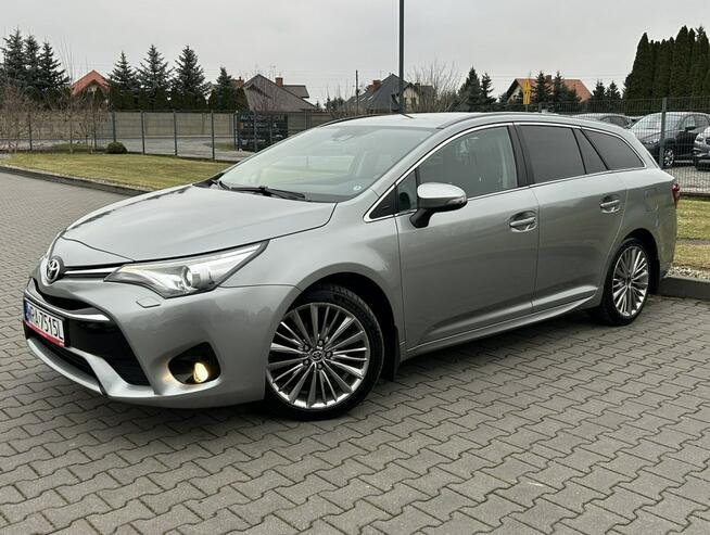 Toyota Avensis Kamera*Cofania*Grzane*Fotele*Serwis*ASO*Tempomat*Zarejestrowana