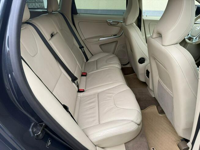 Volvo XC 60 Bardzo dobry stan, Automat, Klimatronik, Alufelgi, Skóry.