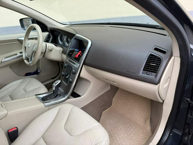 Volvo XC 60 Bardzo dobry stan, Automat, Klimatronik, Alufelgi, Skóry.