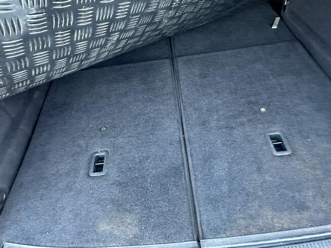 Volkswagen Sharan 7 miejsc, CLIMAtronic, hak, zadany stan , import z Niemiec