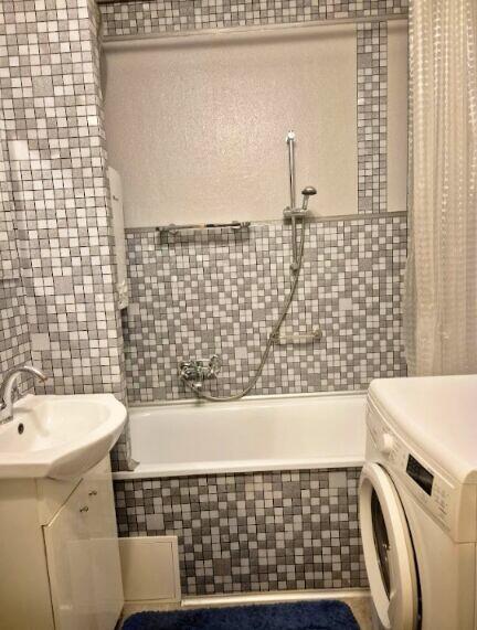 Dwupokojowe z Balkonem i Wyposażeniem