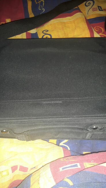 Torba do laptopu Dicota 75 zł