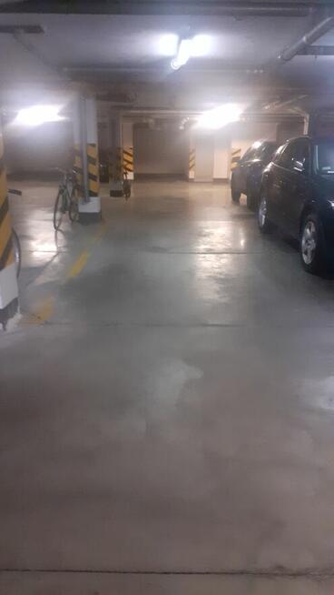 Miejsce postojowe w garażu podziemnym ul.Stanczyka