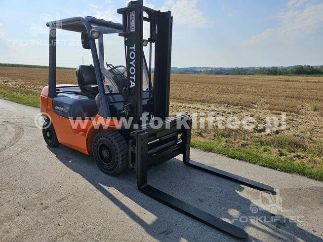 Wózek Widłowy TOYOTA 7FD25 , TOYOTA 7FD25 widlak Linde