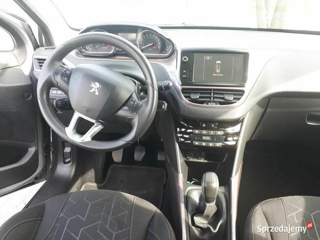Peugeot 2008 1.2 PureTech 110KM 2015 rok