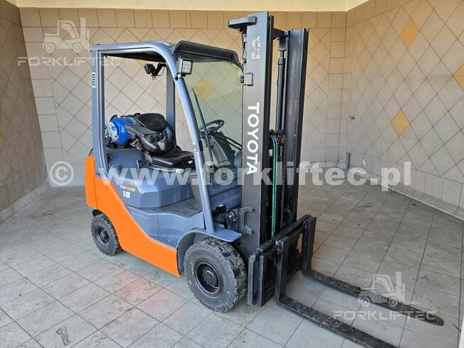 Wózek Widłowy TOYOTA 8FGF18 , TOYOTA 8FG18 widlak Linde