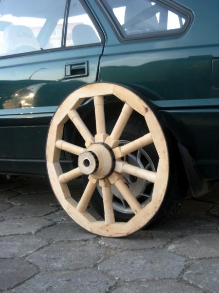 kolo drewniane do wozu drabiniastego