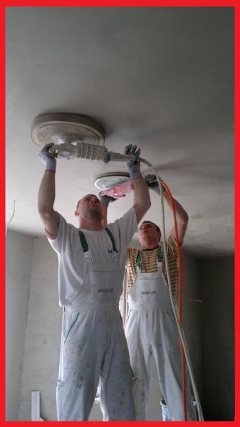 TYNKI CEMENTOWO WAPIENNE ZACIERANE NA