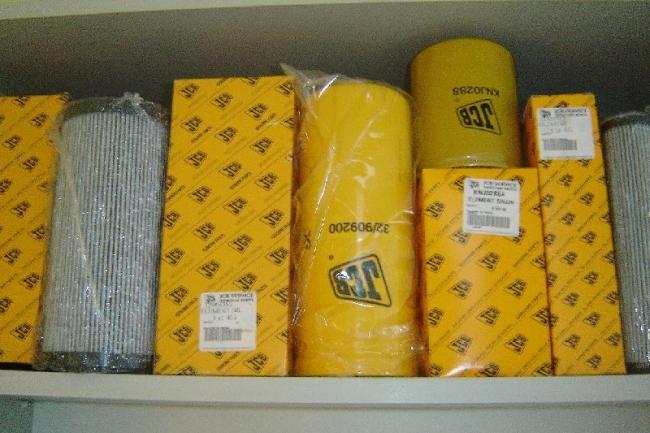 CZĘŚCI i OSPRZĘT - JCB , CAT , ATLAS , KOMATSU - CZĘŚCI