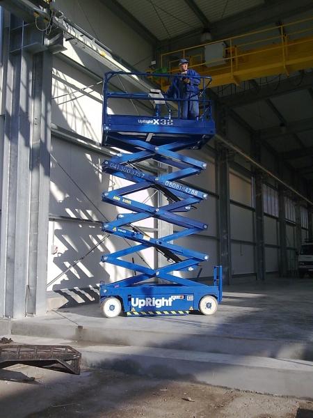 podnośnik nożycowy świętokrzyskie podnośnik koszowy laweta