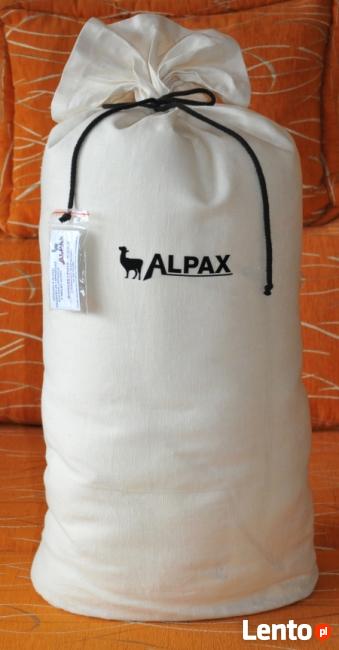 KOŁDRY WEŁNIANE Z ALPAKI